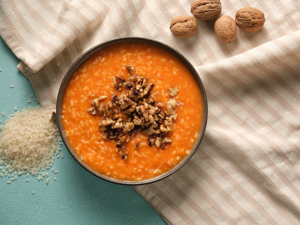 Cevizli Pirin&ccedil;li Tarhana &Ccedil;orbası Tarifi